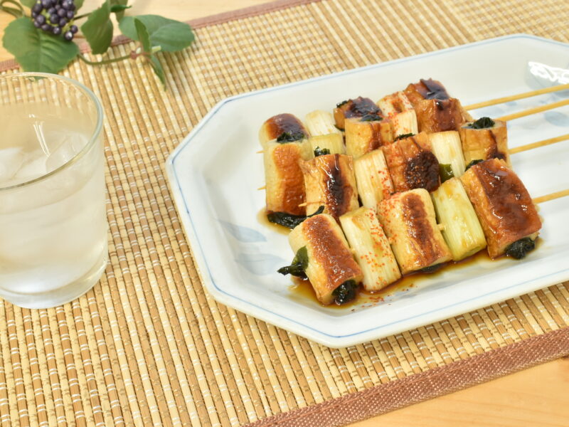 わかめと竹輪の焼き鳥風ピンチョス